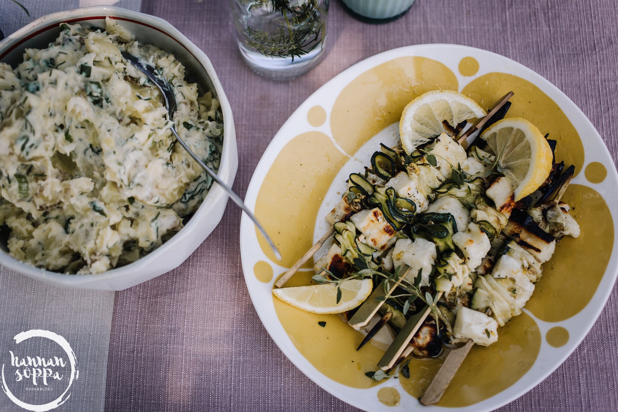halloumi-kesäkurpitsavartaat / Hannan soppa